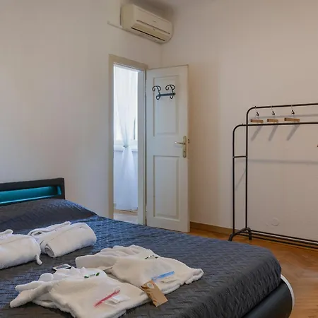 Vista&capriccio Apartment *